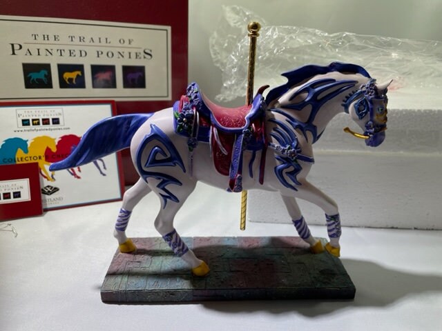 Vi's Violet Vision # 1476 Trail of Painted Ponies - Retired - Etsy