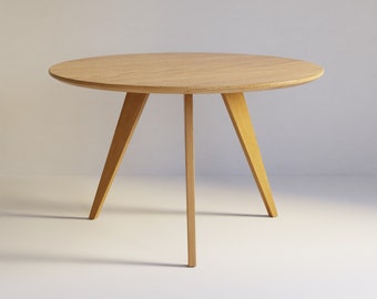 Round Dining Table for 4-6 seats, Solid Oak, Customisable: 4 or 6 seater, Ships Internationally