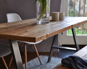 Industrial Dining Table, Reclaimed Wood on Steel legs, Rustic Kitchen Table, Vintage Scaffold board Furniture, Custom sizes and colours