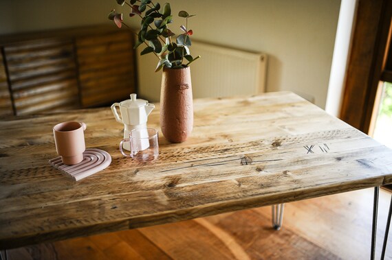 Mesa de comedor Madera Recuperada Mueble Estilo Industrial Rustico Patas de  Horquilla de Hierro Tablones Andamio Hecho a mano en Reino Unido -   México