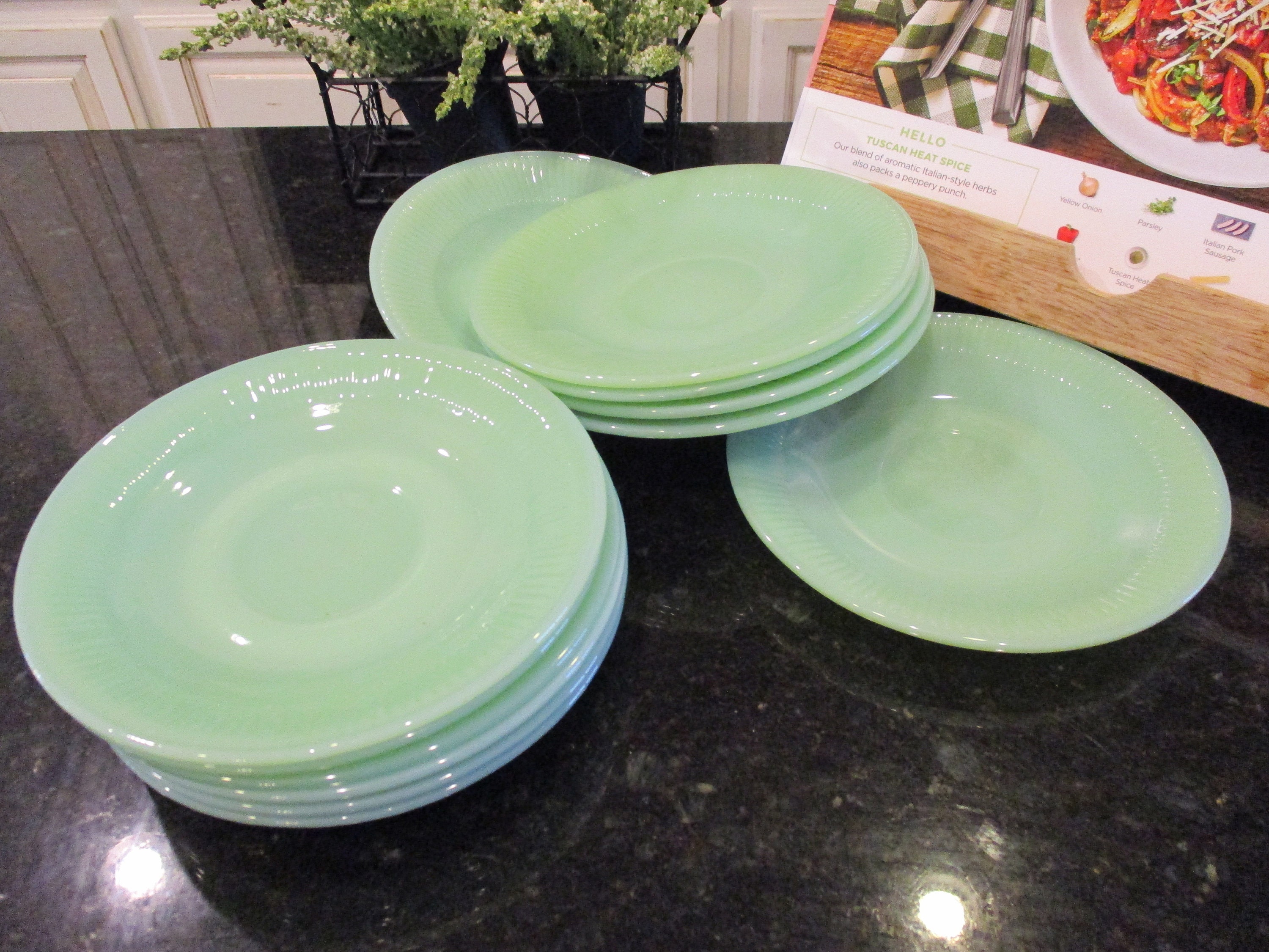 Fire King Jadeite Dinnerware Set of 23 Pieces Jane Ray Green Dishes Made in  the USA 4 Table Place Setting -  Norway