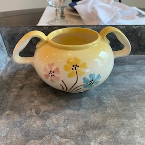 Vintage Hull “Bouquet” Sugar Bowl