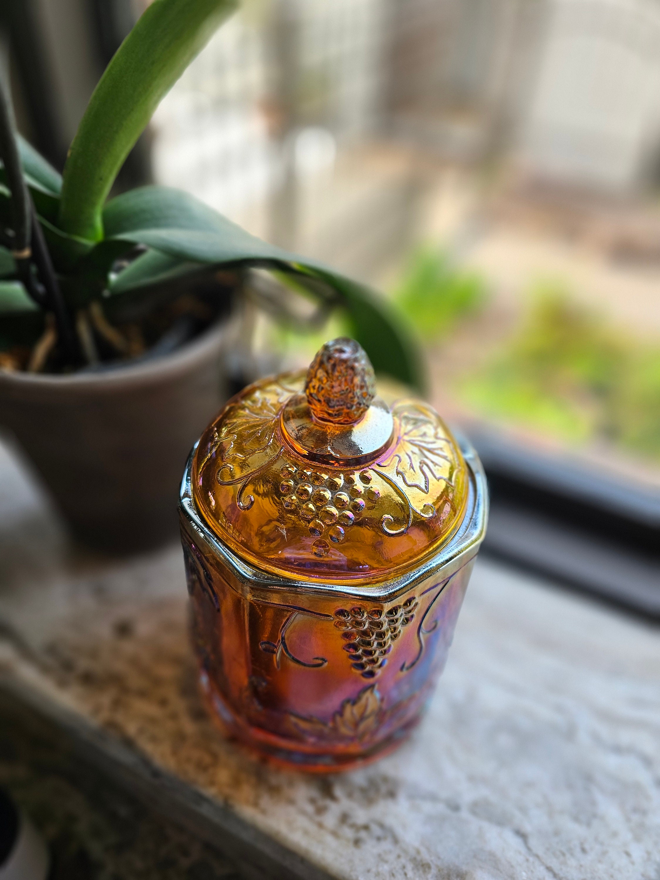 Vintage Indiana Glass Amber Carnival Harvest Grape Cookie Jar