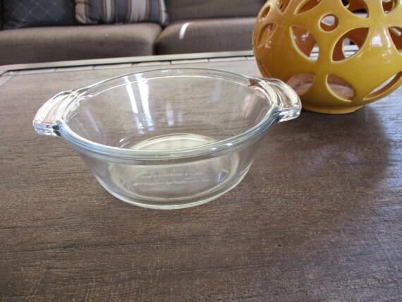 Vintage ovenware 2025