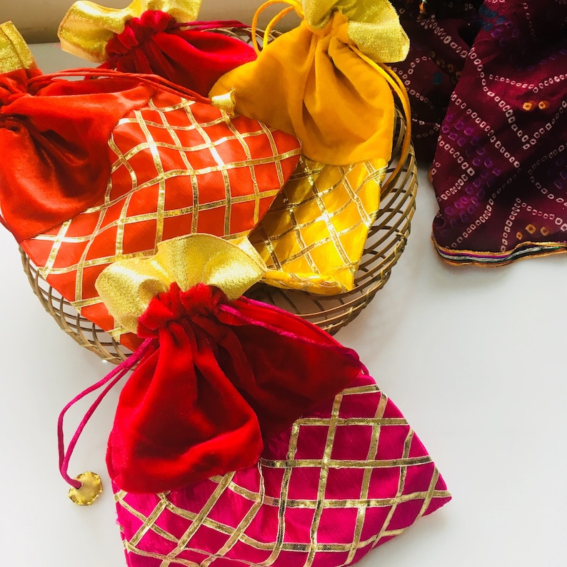 12 Indian Wedding Favors Gift Bag Potli bags Jewellery Bags Etsy