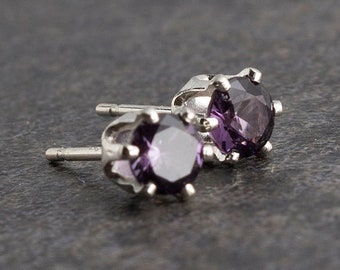 Alexandrite Stone Studs, 4mm Faceted Stone Studs, Handmade Earrings, Tiny Alexandrite Studs, Endless Earrings, Ear Studs Earrings, 3mm