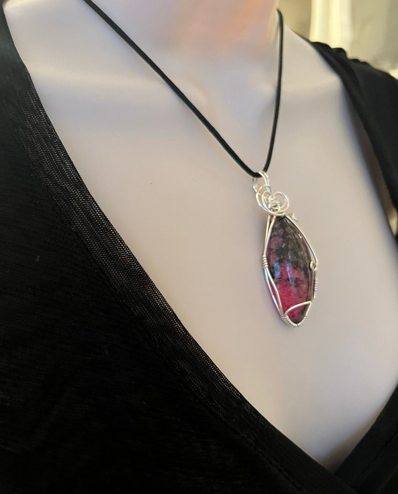 Rhodonite Wire Wrapped Pendant Sterling Silver, Reiki Charged, Healing Crystal Pendant, Rhodonite Pendant, Heart Healing, Love image 8