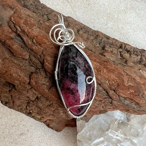 Rhodonite Wire Wrapped Pendant Sterling Silver, Reiki Charged, Healing Crystal Pendant, Rhodonite Pendant, Heart Healing, Love image 6