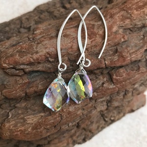 Angel Aura Quarz Ohrringe: Sterling Silber Facettierte Mystic Rainbow Kristalle