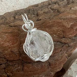 Pingente de prata esterlina com diamante Herkimer: pedra de cura de cristal envolto em arame