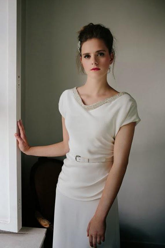 Elegant 40s Style White Silk Crepe Vintage Inspired Wedding Dress