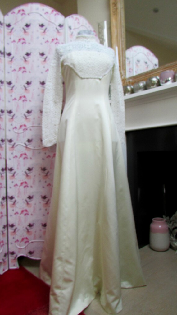 60s vintage wedding dress. Sweet simple swinging … - image 6