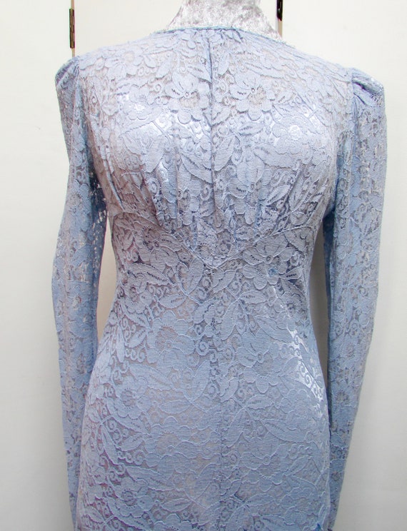 Sky blue or palest lavender blue 1930s vintage wed
