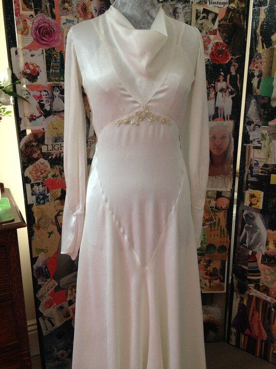 1930s Deco vintage wedding dress, stunning exampl… - image 7
