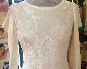 30s velvet vintage wedding dress, beautiful cream velvet fitted dress in fantastic condition crystal bead buttons fits like approx size 8 UK