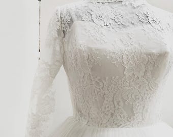 Vintage 50s Priscilla of Boston Elegant Ivory Duchesse Satin and Lace  Wedding Dress XS With Pannier Enhancements and Train. - Etsy