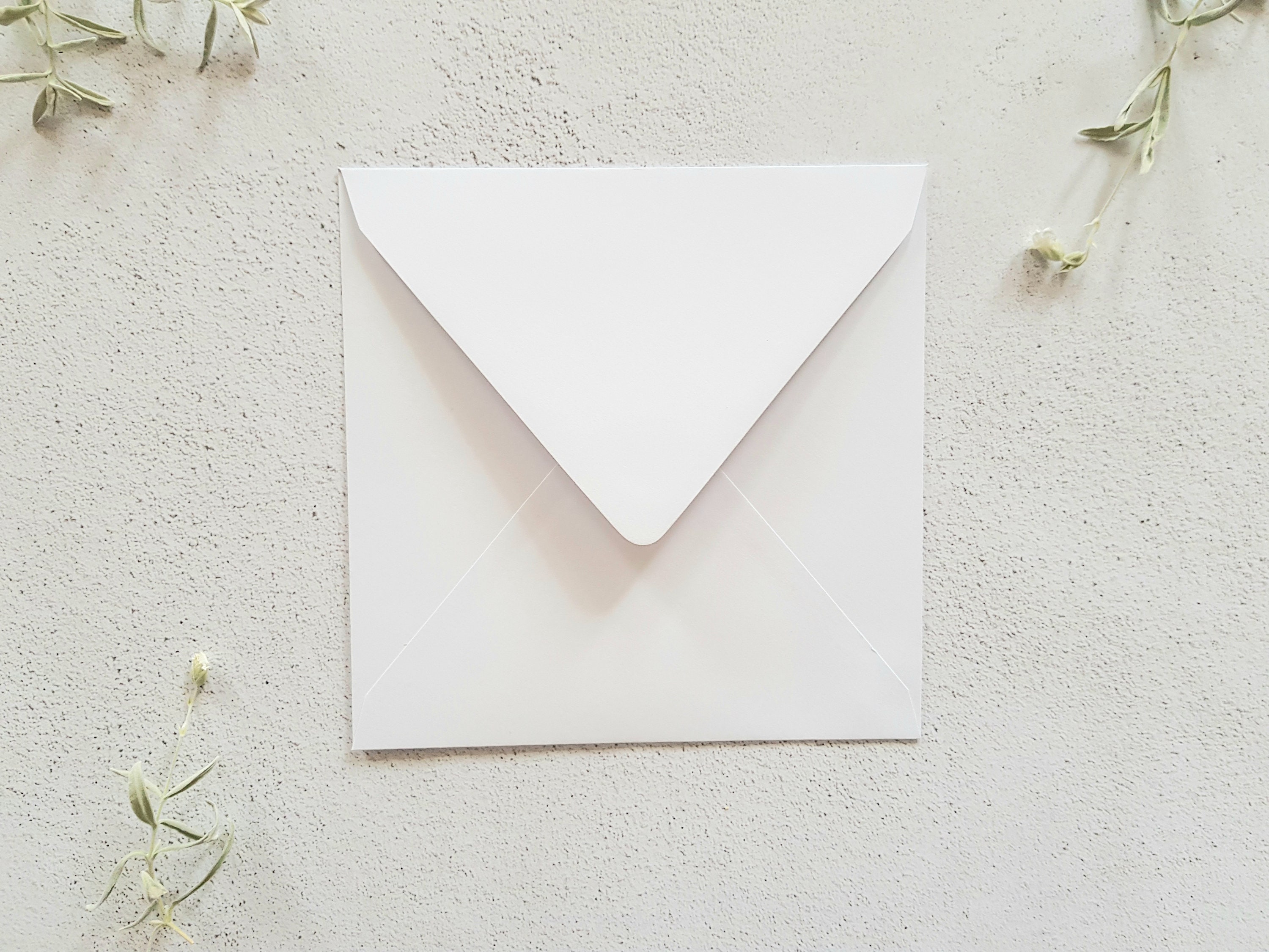 Lot de 50 enveloppes carrées - 15 x 15 cm - Blanc – 100 g/m²