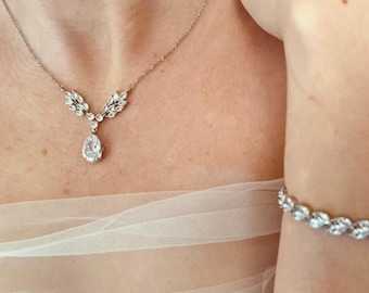 Silver Bridal Jewelry Set: Wedding Necklace & Bracelet