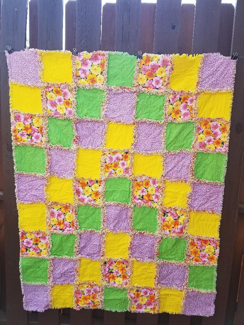 Green Yellow Lavender Floral Blanket Rag Quilt Blanket Throw