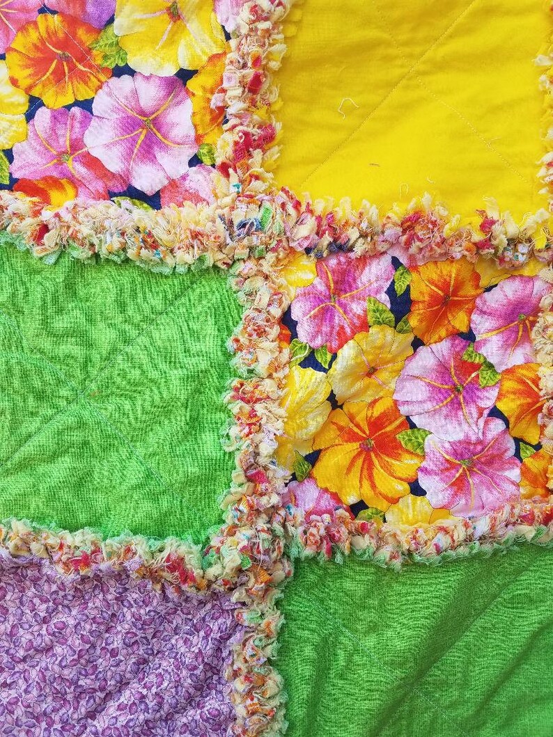Green Yellow Lavender Floral Blanket Rag Quilt Blanket Throw