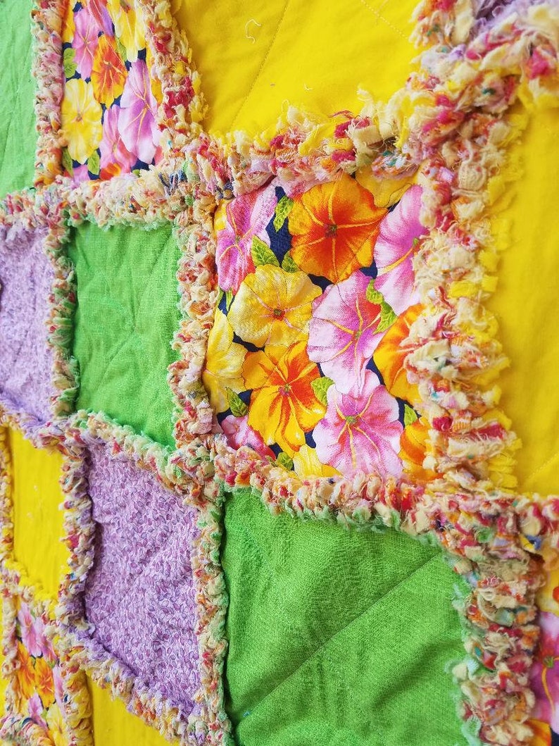 Green Yellow Lavender Floral Blanket Rag Quilt Blanket Throw