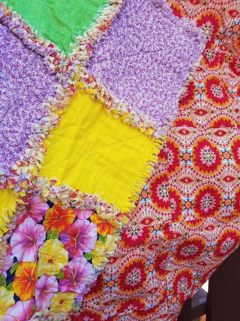 Green Yellow Lavender Floral Blanket Rag Quilt Blanket Throw