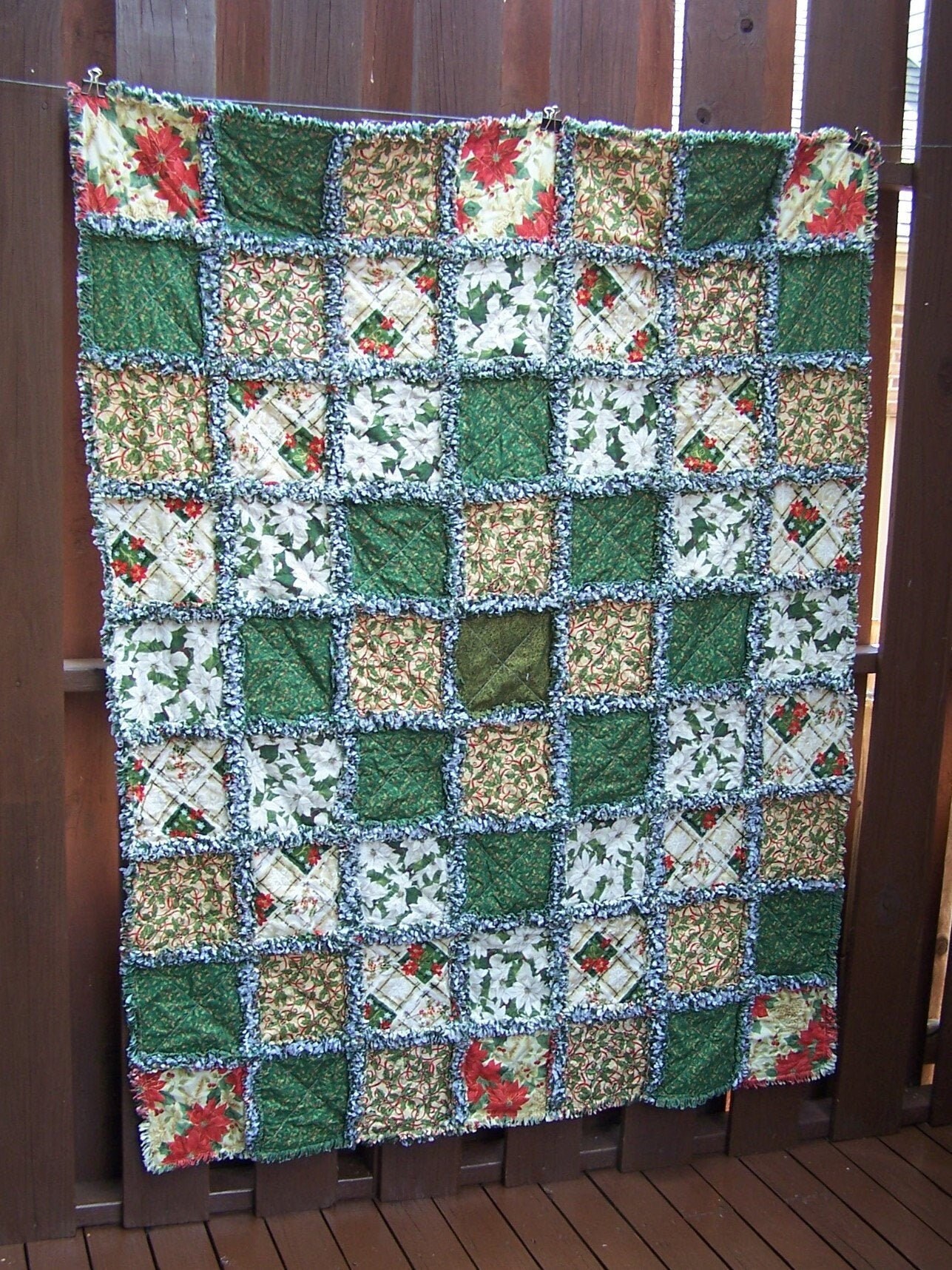 Christmas Rag Quilt, Holiday Rag Quilt, Red and Green Rag Quilt