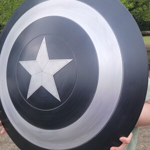 60 cm svart Captain America-sköld i spunnet aluminium | Cosplay-rekvisita bild 2