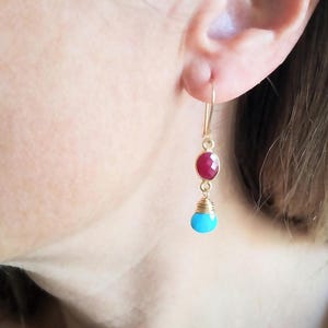 Turquoise and ruby artisan gold earrings for women. Handmade by Dolce de Leti.
