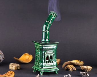 Green incense cone burner Art home decoration Small handmade stove incense holder Christmas Birthday gift Ideal lovely design Home fragrance
