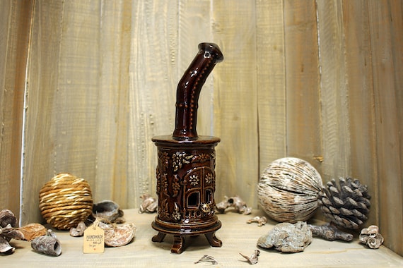 お香立てのアートなインテリアアイテム。ユニークな手作り陶器のギフト