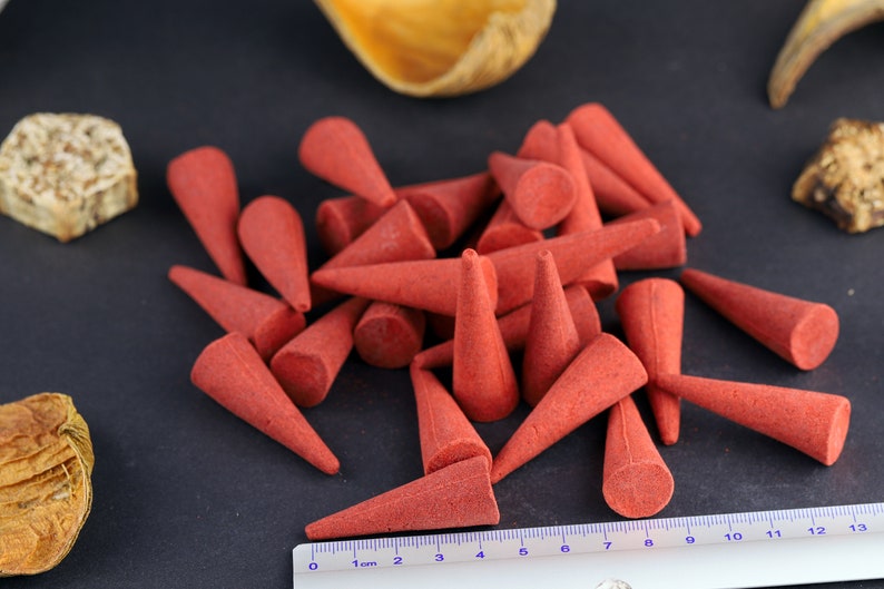 Large incense cones, meditation cones, essential fragrance oils, high quality scent cones, organic incense cones, Lavender, Sandalwood