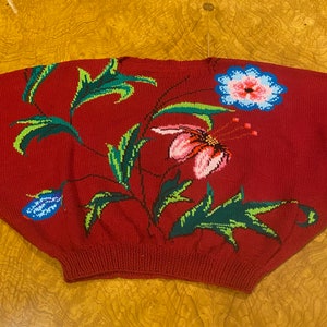 Women vintage Sweater | Handmade floral design sweater - Handmade Sweater - knitted Sweater - Rare Sweater - Red color Sweater