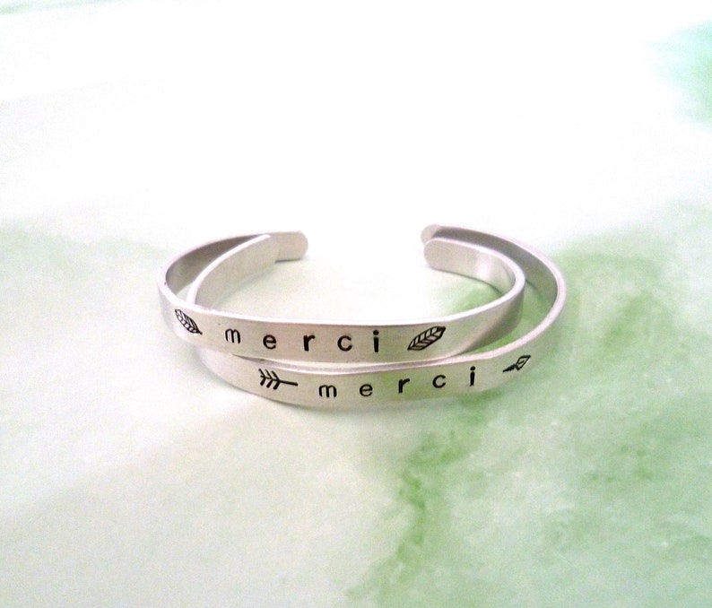Customizable name adjustable aluminum bracelet engraved by hand with the message of your choice MAMIE first name INITIAL couple