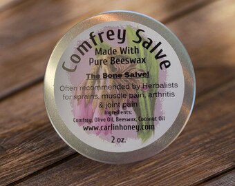 Ungüento de consuelda hecho a mano con cera de abejas (lata de 2 oz)