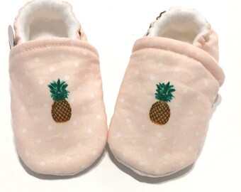 Pineapple Baby Shoes - Pink Baby Booties - Baby Shower Gift -Handmade Gift for Baby Girl