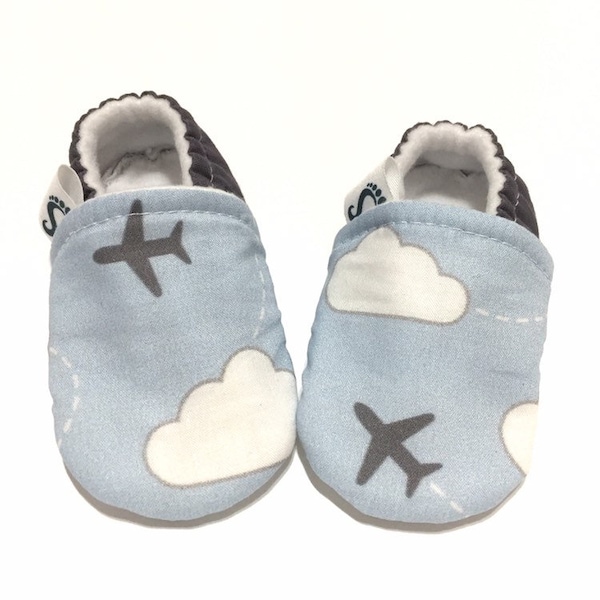 AIRPLANE BABY SHOES, Pilot Baby Shoes, Blue Booties, Pilot Mom Gift, Airplane Crib Shoes, Pilot Boy, Pilot Gift, Blue Airplane