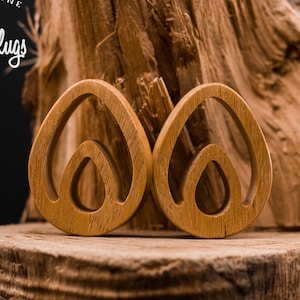 Teardrop Wooden Ear Plugs – Drop-Shaped Organic Gauges – Natural Handmade Wood Jewelry 16 to 50mm