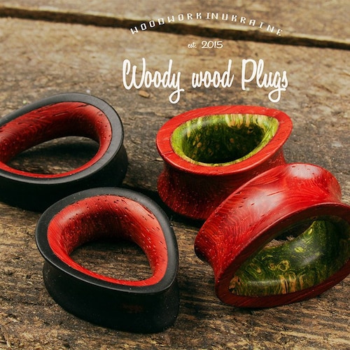 Oval Ear Tunnels With Green Wood Inserted Black and Green Etsy