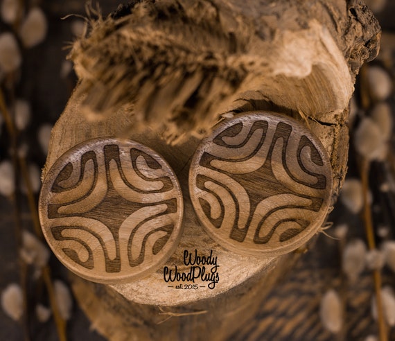 Sacred Concave Ear Plugs – Handmade Saddle Fit Gauges – Organic Body Jewelry – Minimalist Wood Plugs – Gift for Stretched Ears 18 to 50mm