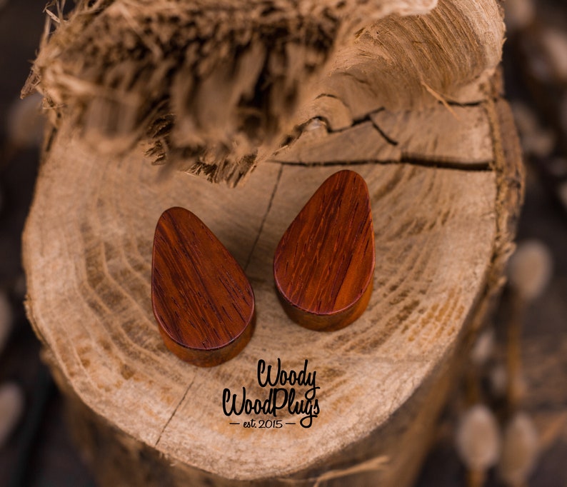 Wooden plugs Teardrop plugs Oak plugs organic plugs natural plugs 18mm plugs 20mm plugs 22mm plugs 24mm plugs 26mm plugs 28mm 30mm image 3