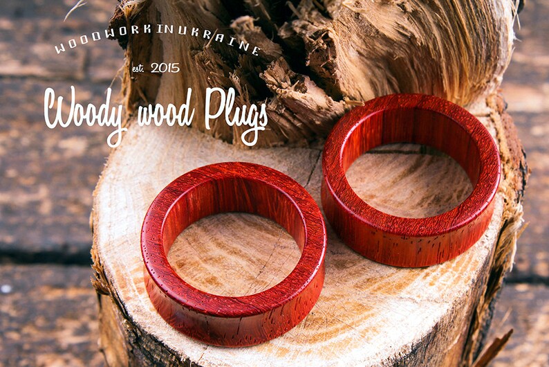 Red ear tunnels from Padauk wood - Wood Plugs and Tunnels - Cherry Flesh Tunnels Red Ear Gauges 00g tunnels plugs 12mm gauges 14mm 15mm