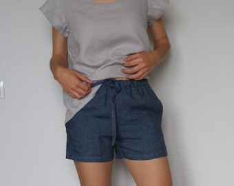 Hellblaue Leinen Shorts