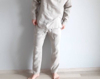 Pantalones de lino de corte holgado. Pantalones con cordón.