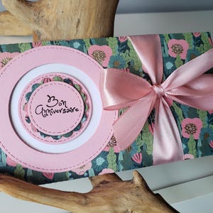 Carte anniversaire. Carte cadeau. Carte enveloppe cadeau. Carte fleurie.