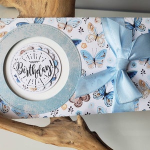 Verjaardagskaart voor mannen of vrouwen. Cadeaubon. Cadeaubon. Verjaardagskaart.