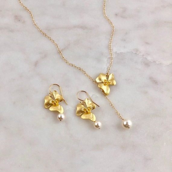 Gift for her Bridesmaid gift Gold Charm Necklace /& Earrings Set