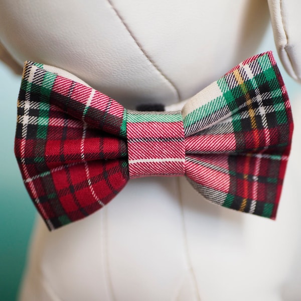 Plaid Christmas Dog Bow Tie, Classic Red Green White Bow Ties for Dogs Cats, Tartan Holiday Wedding Bowtie fits Small to Extra Large Pets