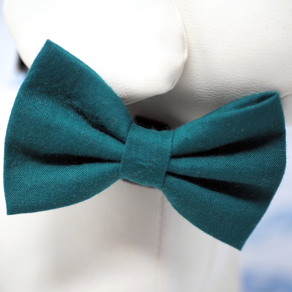 Peacock Blue Dog Bow Tie, Fall Jewel Tone Dark Jade Teal Collar Bow Ties for Dogs / Cats, Christmas Wedding Bowtie fits Small to Large Pets