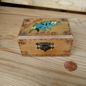 Small wooden box, souvenir, Pörtschach am Wörthersee, souvenir wooden box
